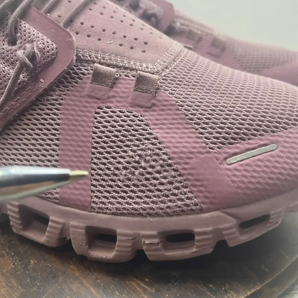 On Running cloud mauve